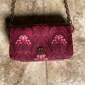 Beautiful Tory Burch small cross body